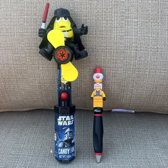 Star Wars Collectible Lot Of 10 Candy Dispensers M&M Lego Keychain & More VTG - Picture 9 of 11